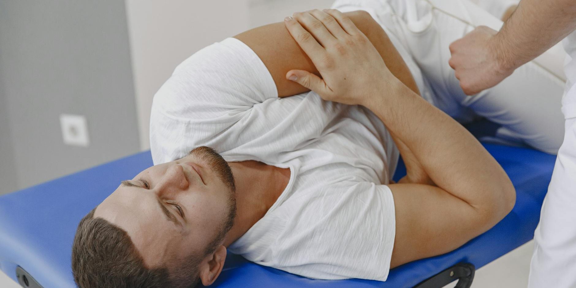 Dependența nu e lipsă de voință: ce se întâmplă în creier